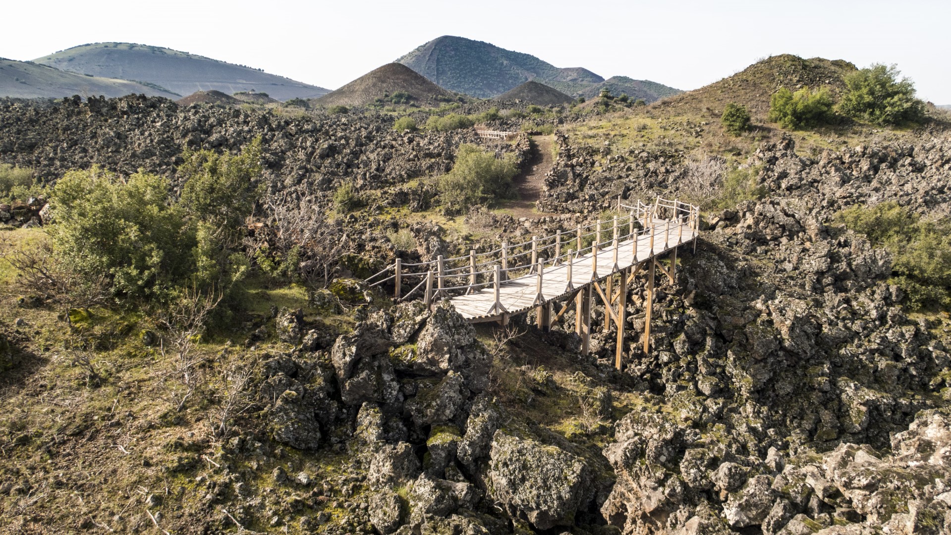 Kula Dilvit Yanardağ